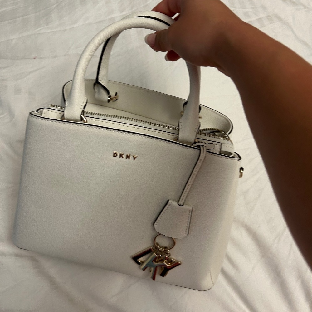 DKYN purse